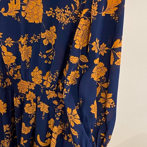 NWT NANETTE Nanette Lepore Smocked 4 Floral-Print Dress - Picture 9 of 16